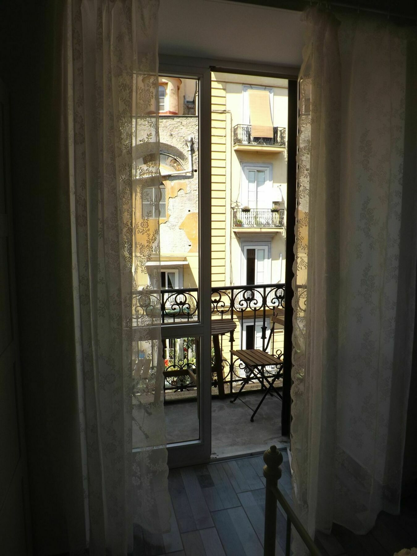 Bed and Breakfast Domus Alma Nápoles Exterior foto