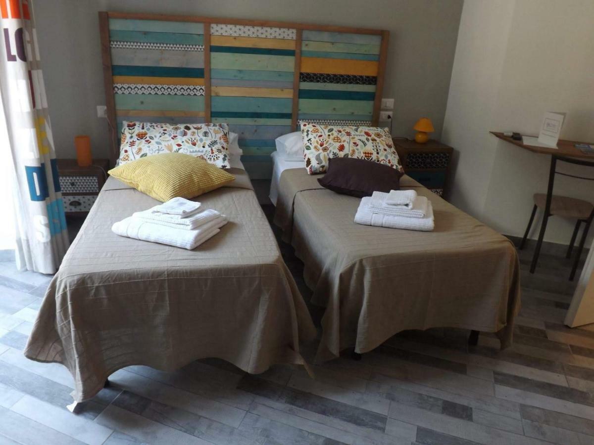 Bed and Breakfast Domus Alma Nápoles Exterior foto